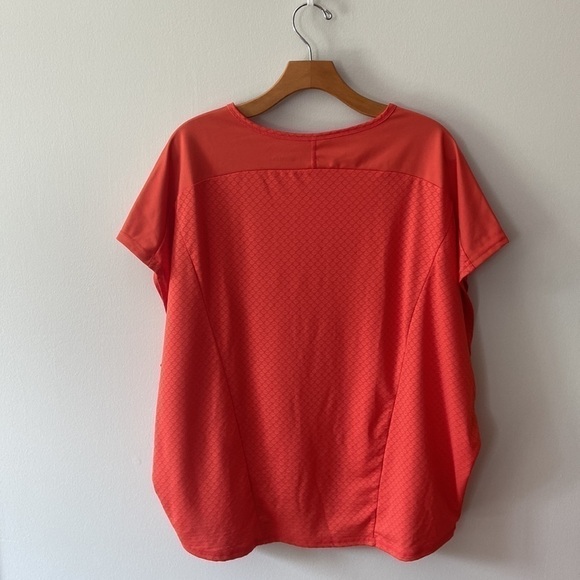 bench Cap Sleeve Geo Mesh Tee Red Orange Size Medium - Picture 2 of 13